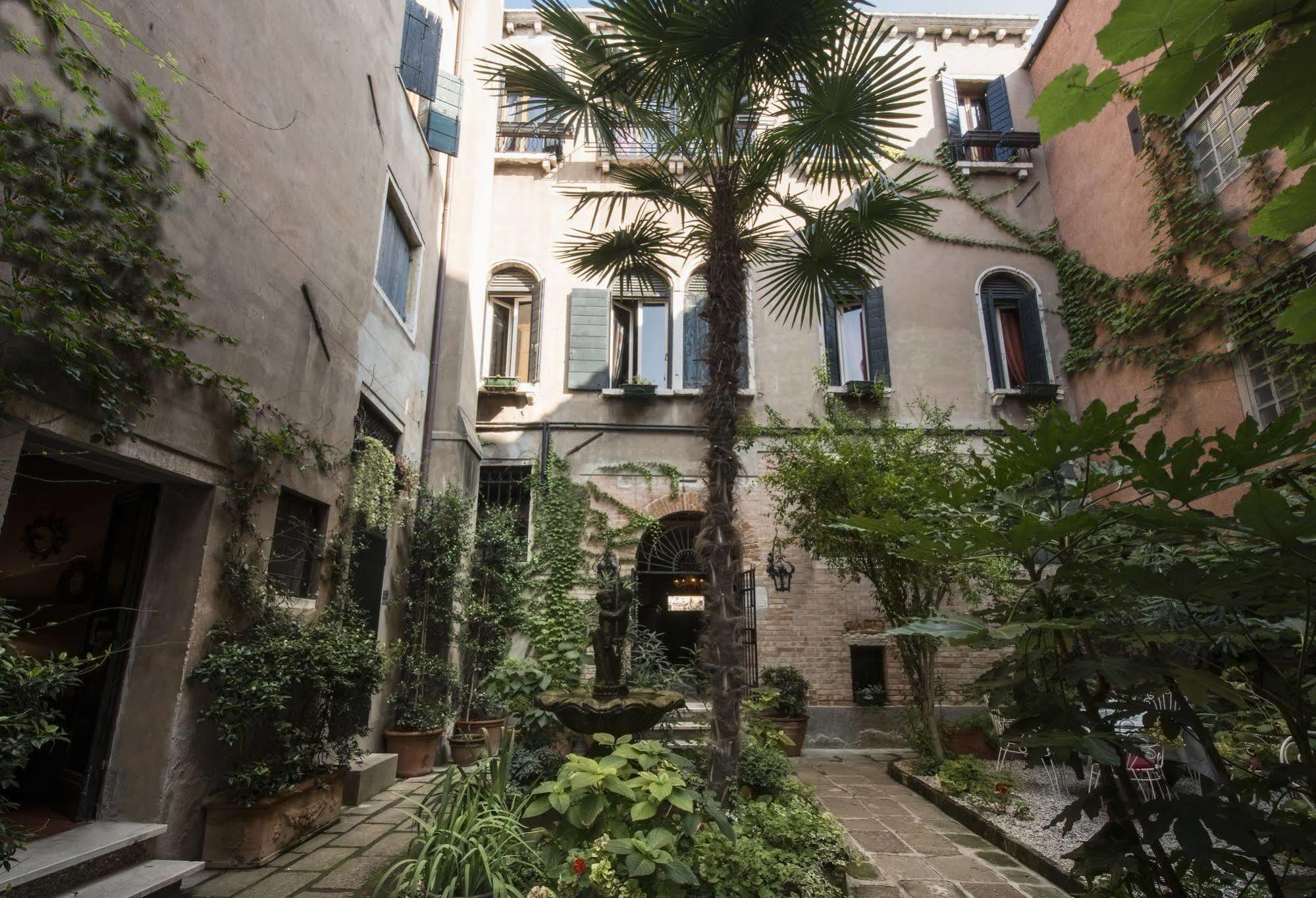 La Residenza 818 Veneza Exterior foto